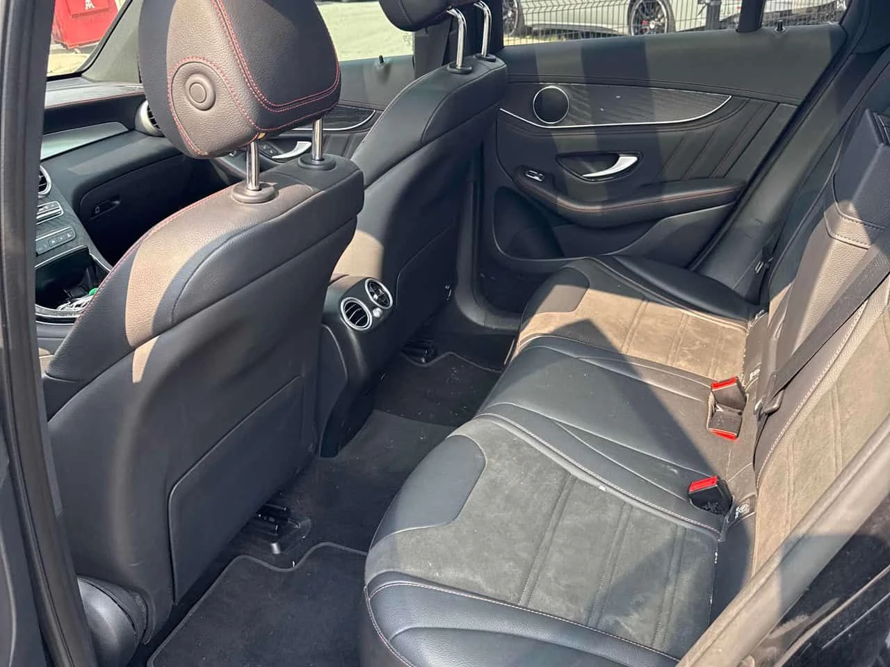 Mercedes-Benz GLC 43 AMG  * CARFAX * ОПЦИЯ ЗА ФИНАНСИРАНЕ, снимка 12 - Автомобили и джипове - 55645314