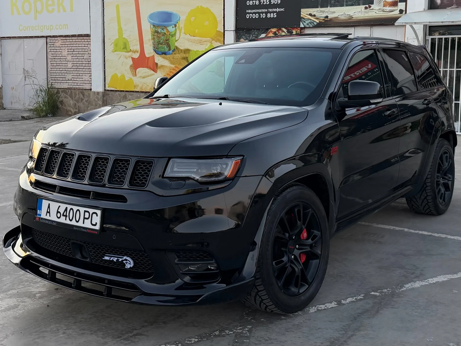Jeep Grand cherokee 6.4L SRT, снимка 2 - Автомобили и джипове - 56255350