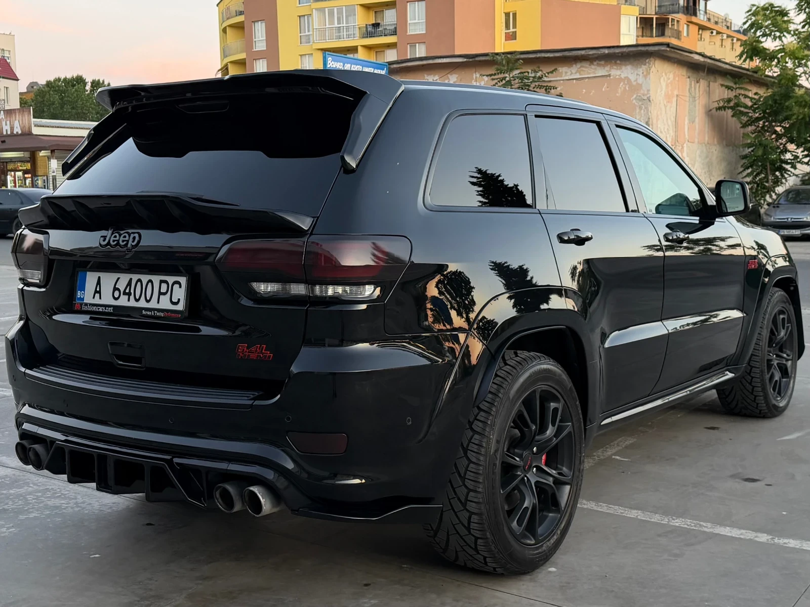 Jeep Grand cherokee 6.4L SRT, снимка 7 - Автомобили и джипове - 56255350