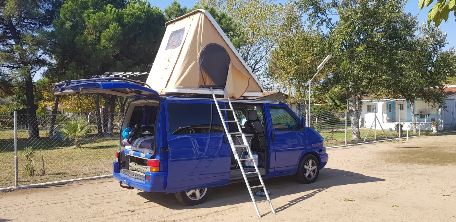 VW Multivan, снимка 16 - Бусове и автобуси - 55842909