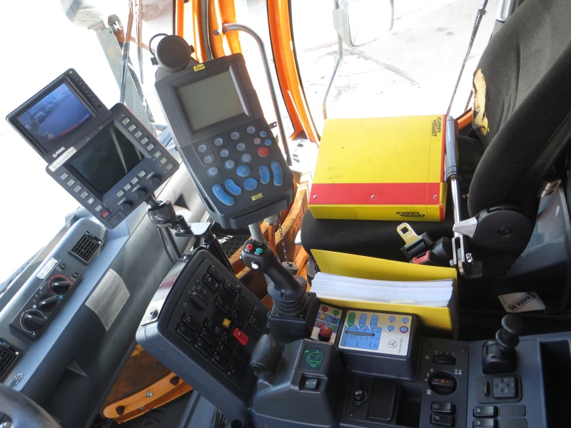 Mercedes-Benz UNIMOG U500 САМОСВАЛ+ ЧЕТКА+ ПЕСАКАР+ ГРЕБЛО ЗА СНЯГ, снимка 9 - Камиони - 52276557