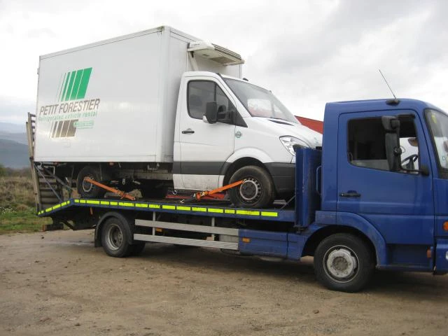 Mercedes-Benz Atego 815 На части, снимка 7 - Камиони - 20066466