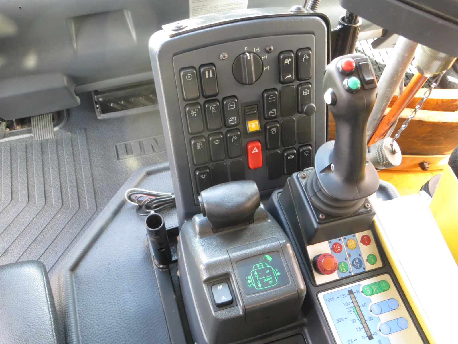 Mercedes-Benz UNIMOG U500 + + +    | Mobile.bg   13