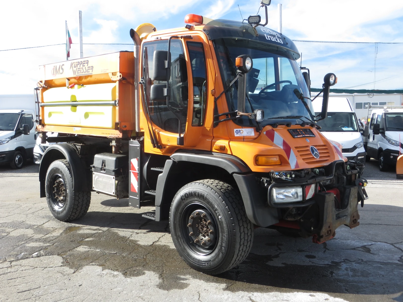 Mercedes-Benz UNIMOG U500 САМОСВАЛ+ ЧЕТКА+ ПЕСАКАР+ ГРЕБЛО ЗА СНЯГ - изображение 6
