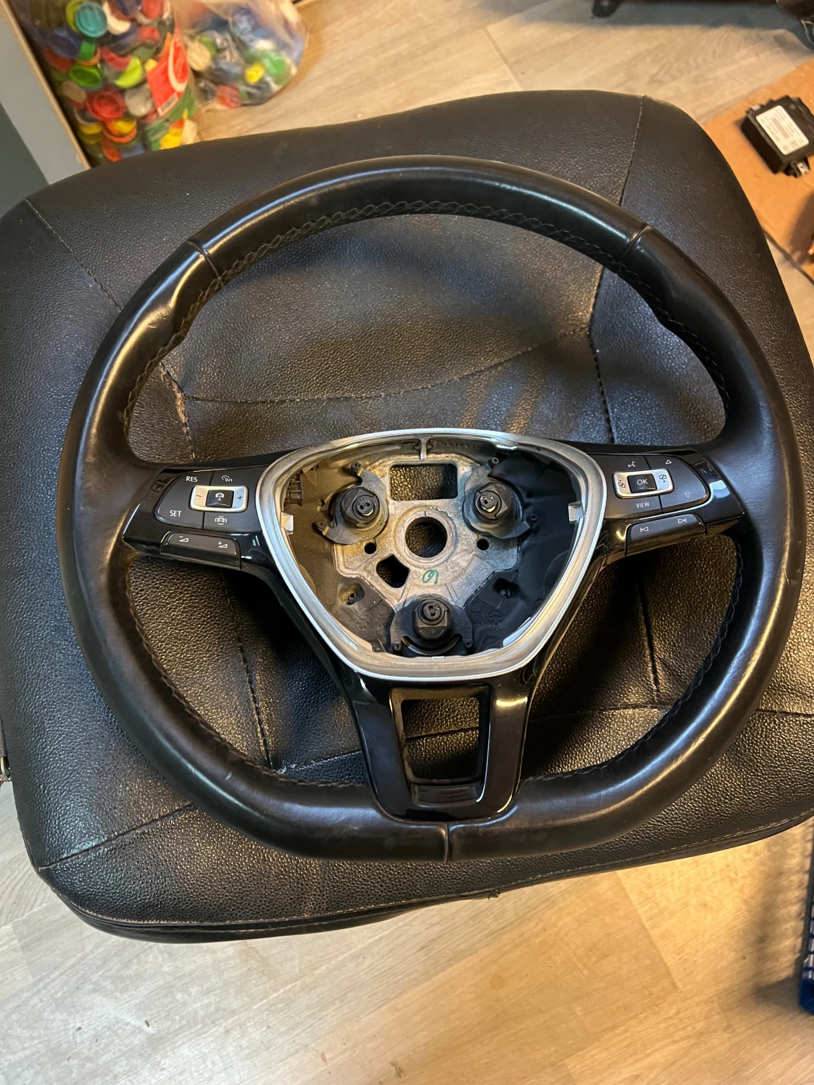 M   VW T-ROC 5TA.419.091 AM E74 | Mobile.bg   1