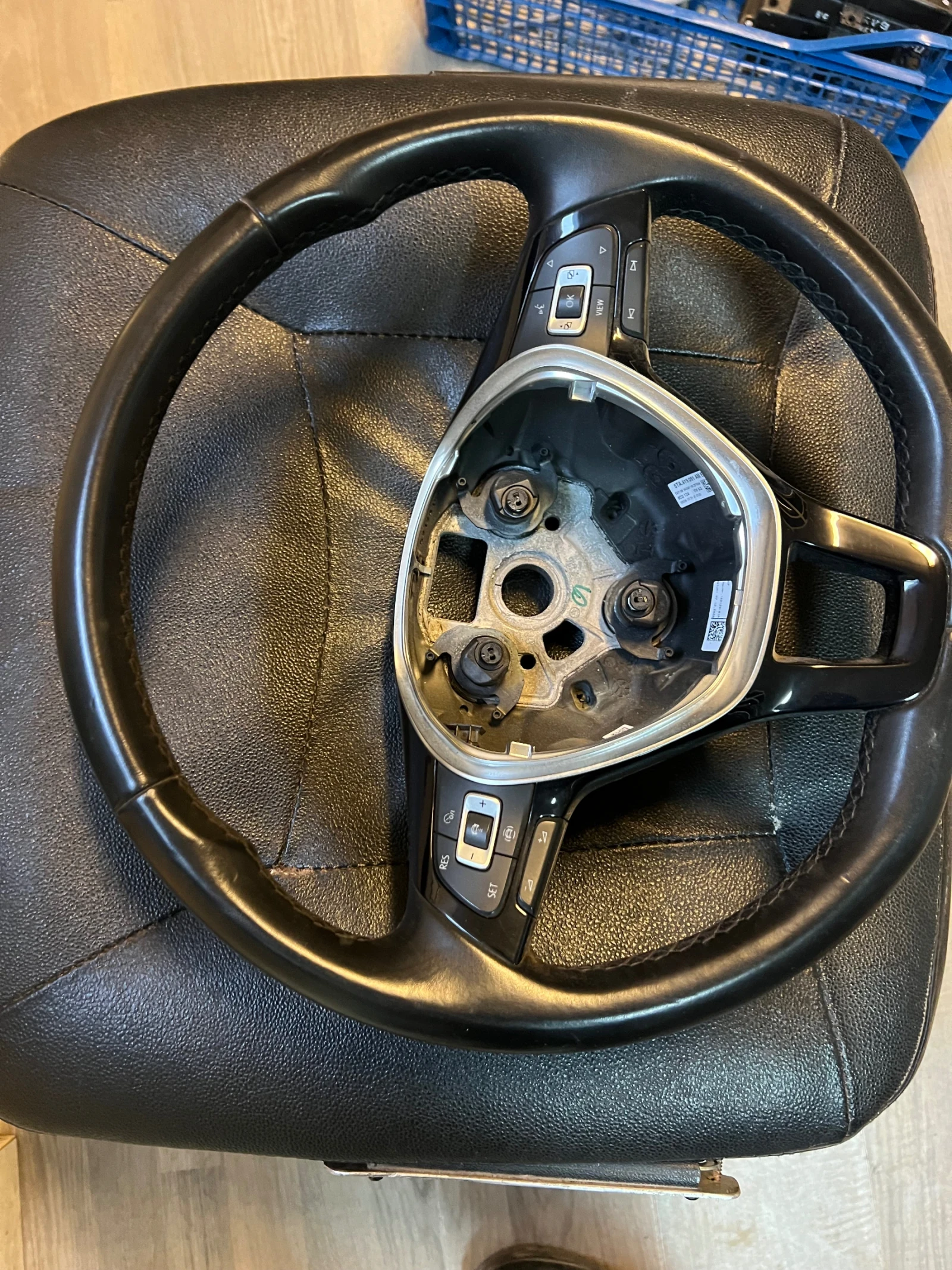 M   VW T-ROC 5TA.419.091 AM E74 | Mobile.bg   3