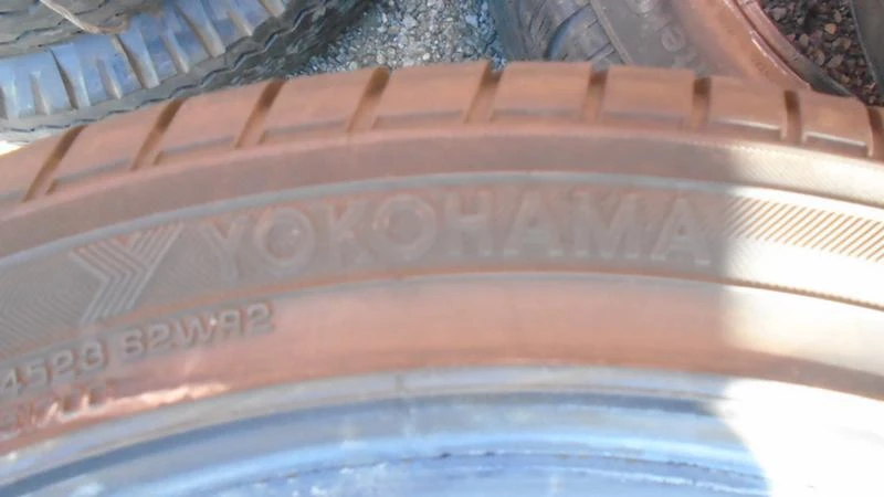 Гуми Летни 215/45R17, снимка 5 - Гуми и джанти - 22759906