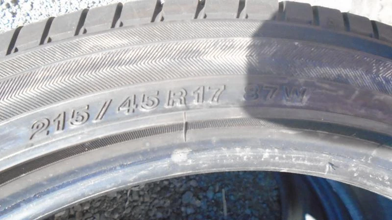 Гуми Летни 215/45R17, снимка 7 - Гуми и джанти - 22759906