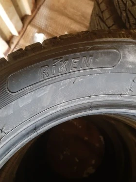 Гуми Зимни 185/65R15, снимка 4 - Гуми и джанти - 43984257