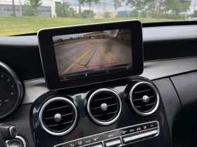 Mercedes-Benz C 300 * CARFAX * ЦЕНА ДО БГ, снимка 13