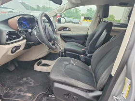 Chrysler Pacifica 3.6l Touring, снимка 7