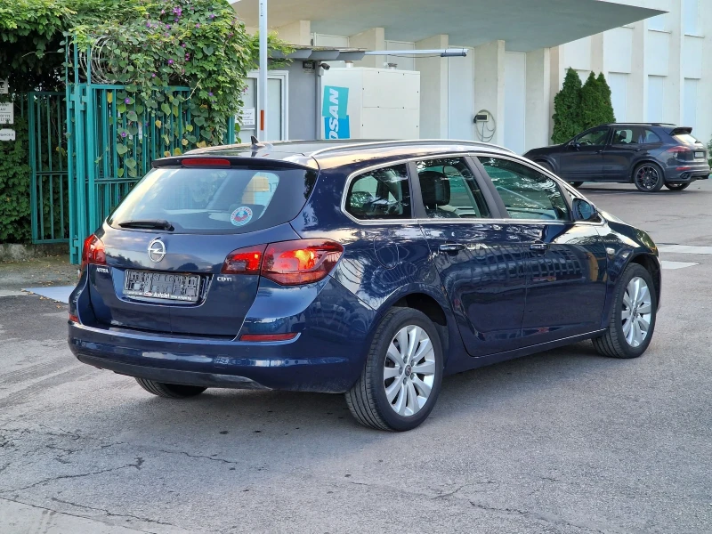 Opel Astra 1.7CDTI , снимка 4 - Автомобили и джипове - 47656819