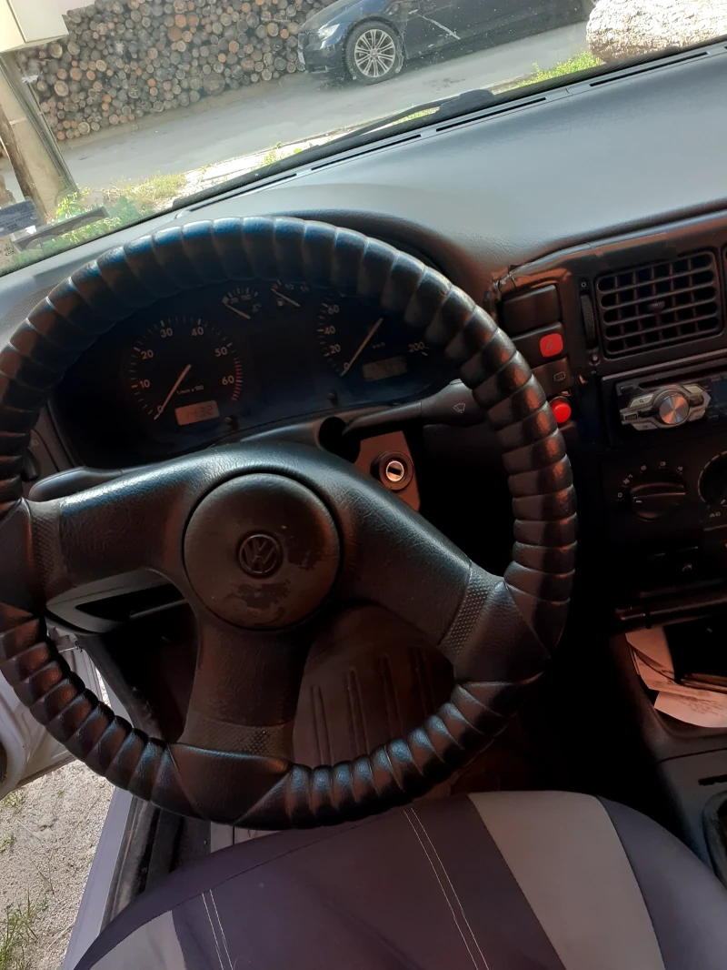 VW Polo, снимка 5 - Автомобили и джипове - 48489497