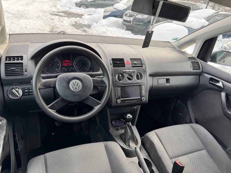 VW Touran 1.9тди 105к.с 6ск., снимка 9 - Автомобили и джипове - 49318587