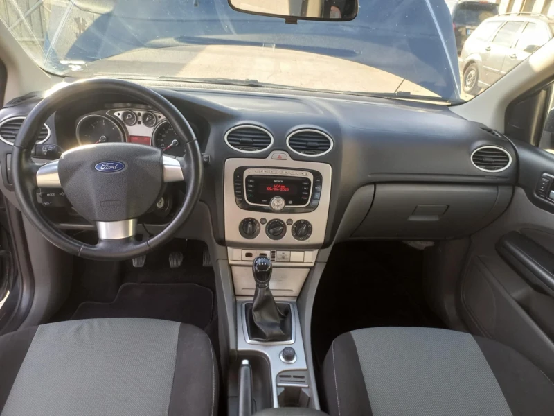 Ford Focus 1.6 Tdci , снимка 17 - Автомобили и джипове - 49441661