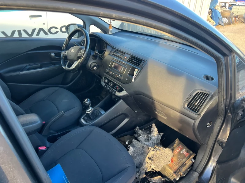 Kia Rio 1.1CRDI, снимка 5 - Автомобили и джипове - 49588456