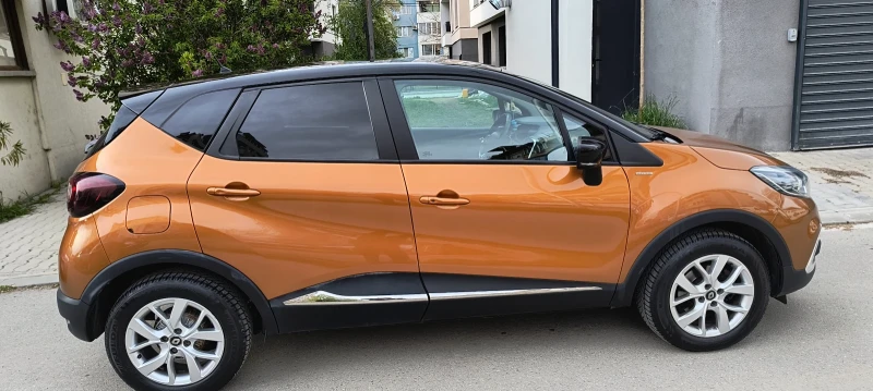 Renault Captur, снимка 4 - Автомобили и джипове - 49877458