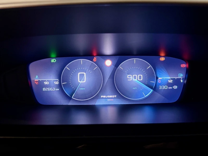 Peugeot 308 1.2T 110к.с., снимка 6 - Автомобили и джипове - 52206639