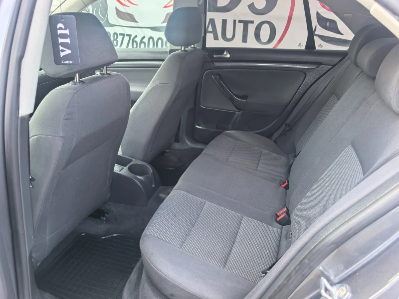 VW Jetta 1.6i, снимка 10 - Автомобили и джипове - 50994542