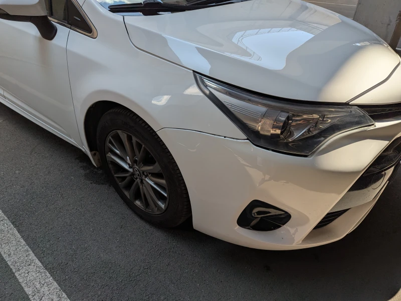 Toyota Avensis Executive 2.0 D-4D, снимка 6 - Автомобили и джипове - 52680714