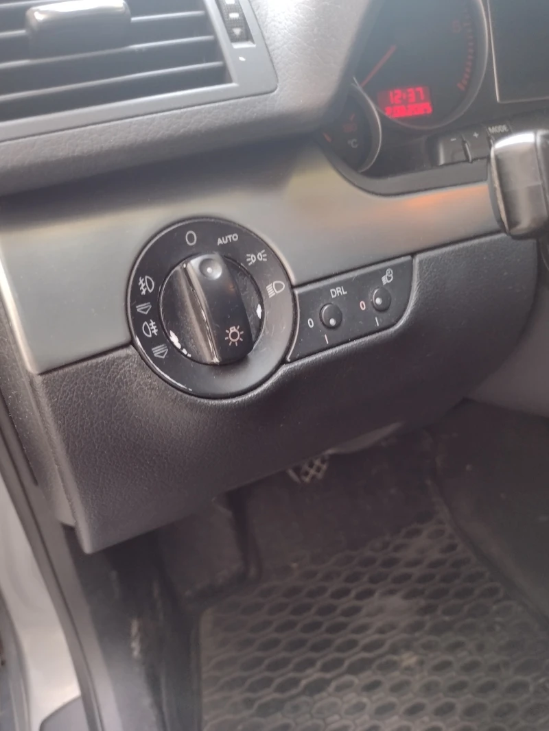 Audi A4, снимка 10 - Автомобили и джипове - 51446138