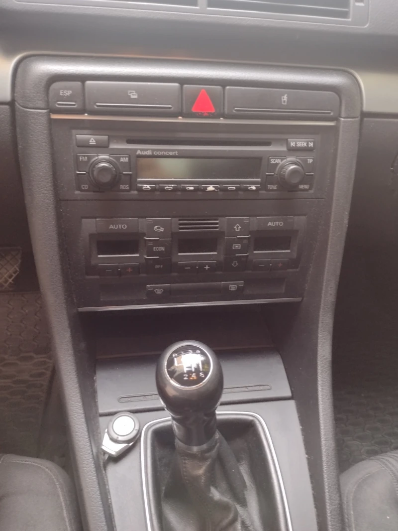 Audi A4, снимка 6 - Автомобили и джипове - 51446138