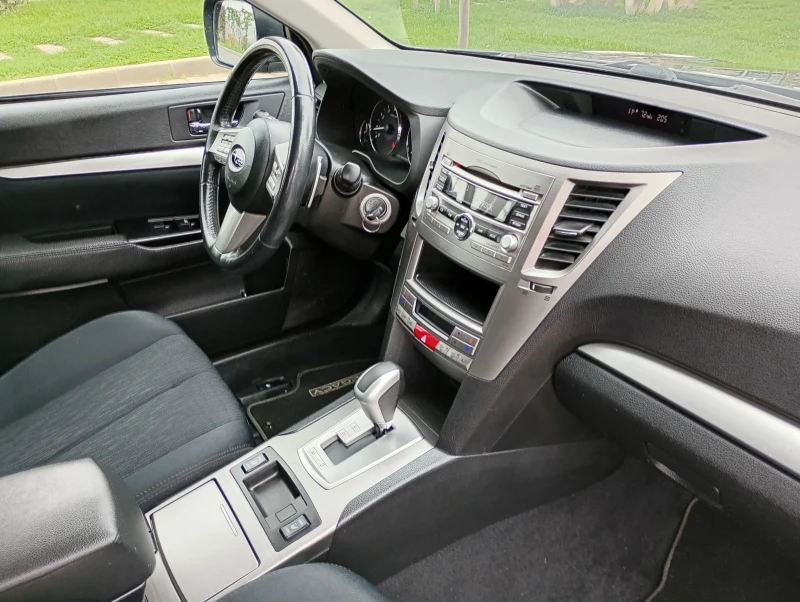 Subaru Legacy 2.0i нов внос от Швейцария , снимка 5 - Автомобили и джипове - 52023154
