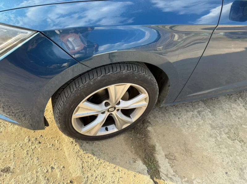 Seat Leon Автомат , снимка 2 - Автомобили и джипове - 52544954