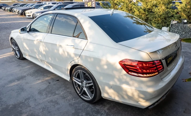 Mercedes-Benz E 300 D 9G TRONIC FACELIFT ПАНОРАМА 3ХТВ ЛИЗИНГ 100%, снимка 7 - Автомобили и джипове - 52231138