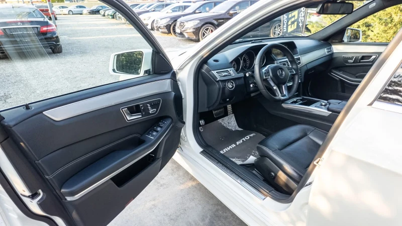 Mercedes-Benz E 300 D 9G TRONIC FACELIFT ПАНОРАМА 3ХТВ ЛИЗИНГ 100%, снимка 11 - Автомобили и джипове - 52231138