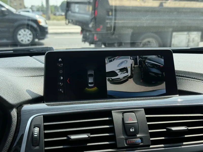 BMW 330 MPACK, AMBIENT, KEYLESS, М.ТОЧКА, , снимка 8 - Автомобили и джипове - 52635392