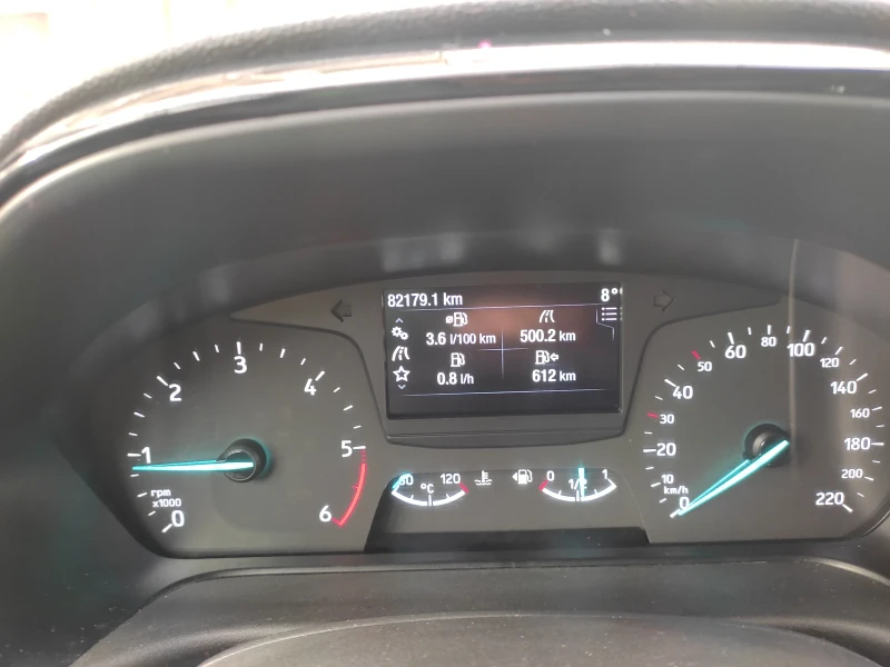 Ford Fiesta 1.5tdci, снимка 7 - Автомобили и джипове - 52823086