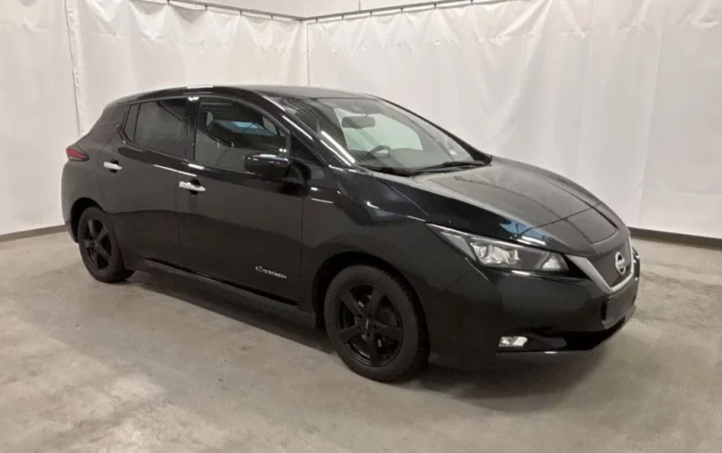 Nissan Leaf  N-Connecta 40kwh 204ps, снимка 2 - Автомобили и джипове - 52840949