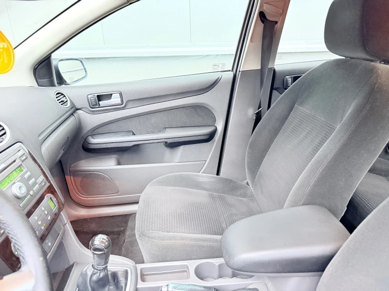 Ford Focus 1.6 Дизел супер икономичен, снимка 9 - Автомобили и джипове - 53012119
