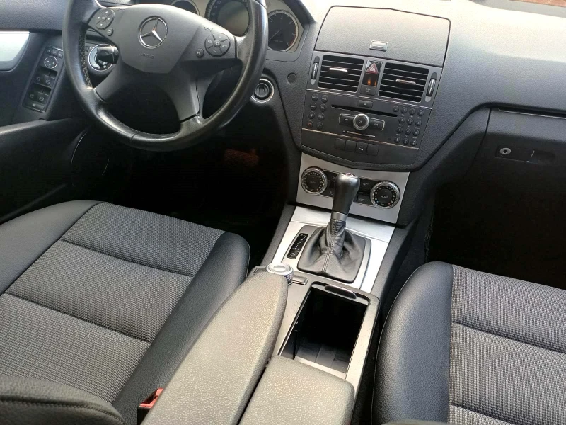 Mercedes-Benz C 220 CDI-ОМ 646, снимка 10 - Автомобили и джипове - 53332491