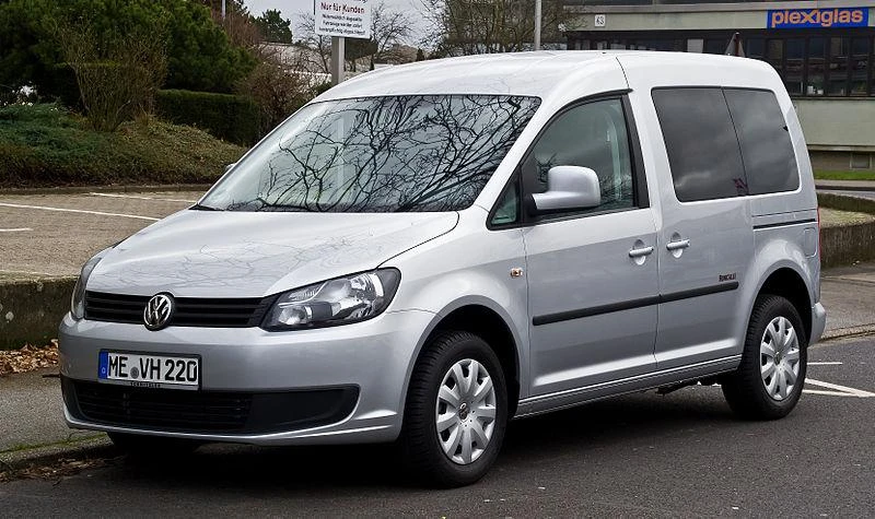 VW Caddy НА ЧАСТИ след 2005 до 2015, снимка 2 - Автомобили и джипове - 20627328