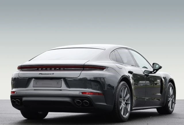 Porsche Panamera 4 E-HYBRID/ FACELIFT/ BOSE/ LIFT/ MATRIX/ 20/, снимка 6 - Автомобили и джипове - 47432897