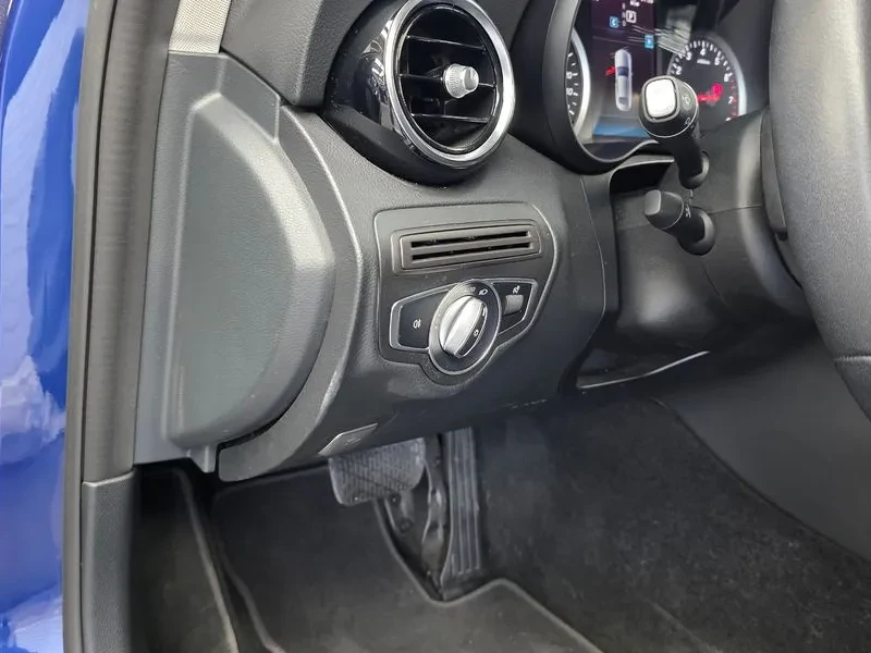 Mercedes-Benz C 200, снимка 17 - Автомобили и джипове - 55793463