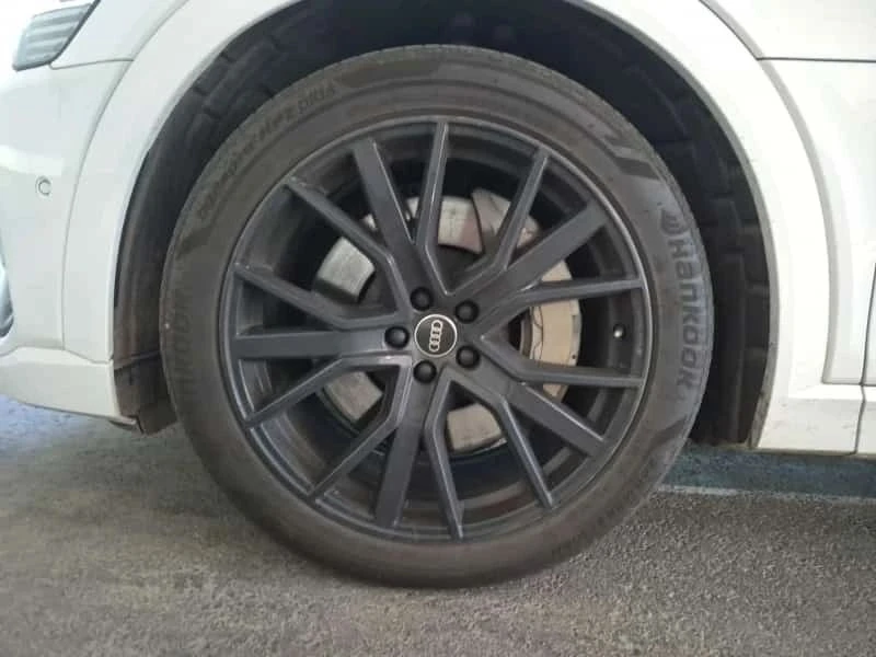 Audi E-Tron, снимка 2 - Автомобили и джипове - 56731901