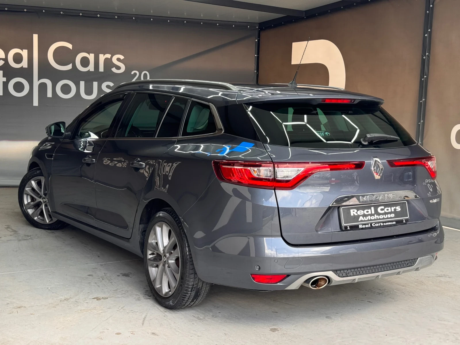 Renault Megane 1.5dCi* GT-LINE* CARPLAY* KEYLESS* LED* CAMERA  - изображение 4