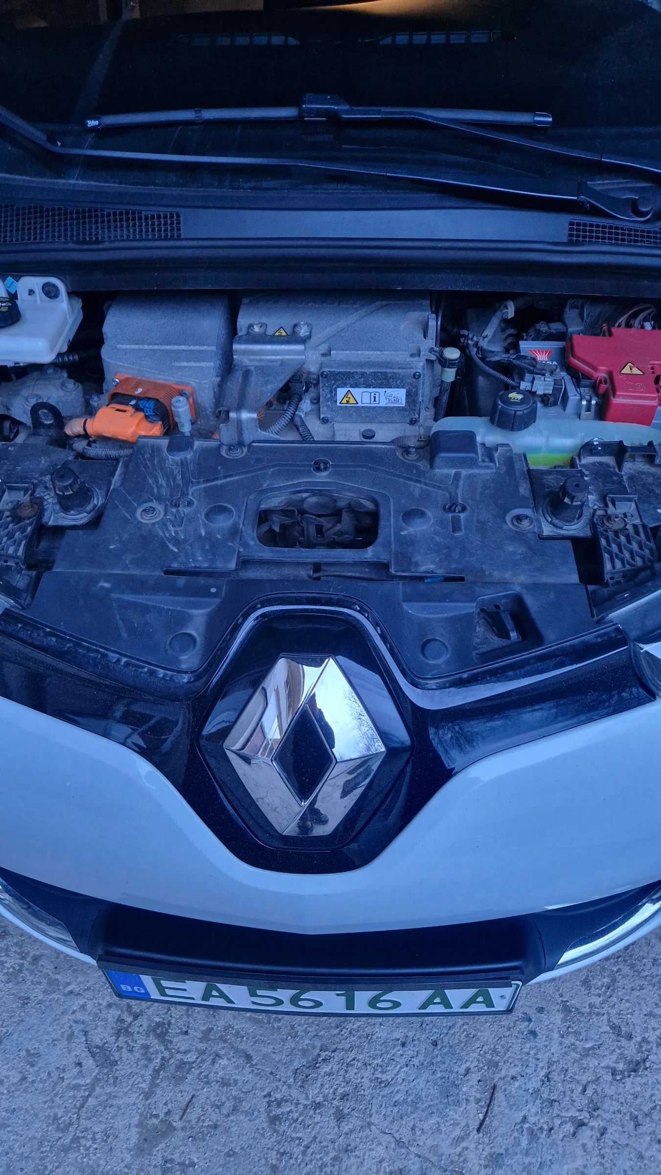 Renault Zoe Z.E 40 - изображение 9