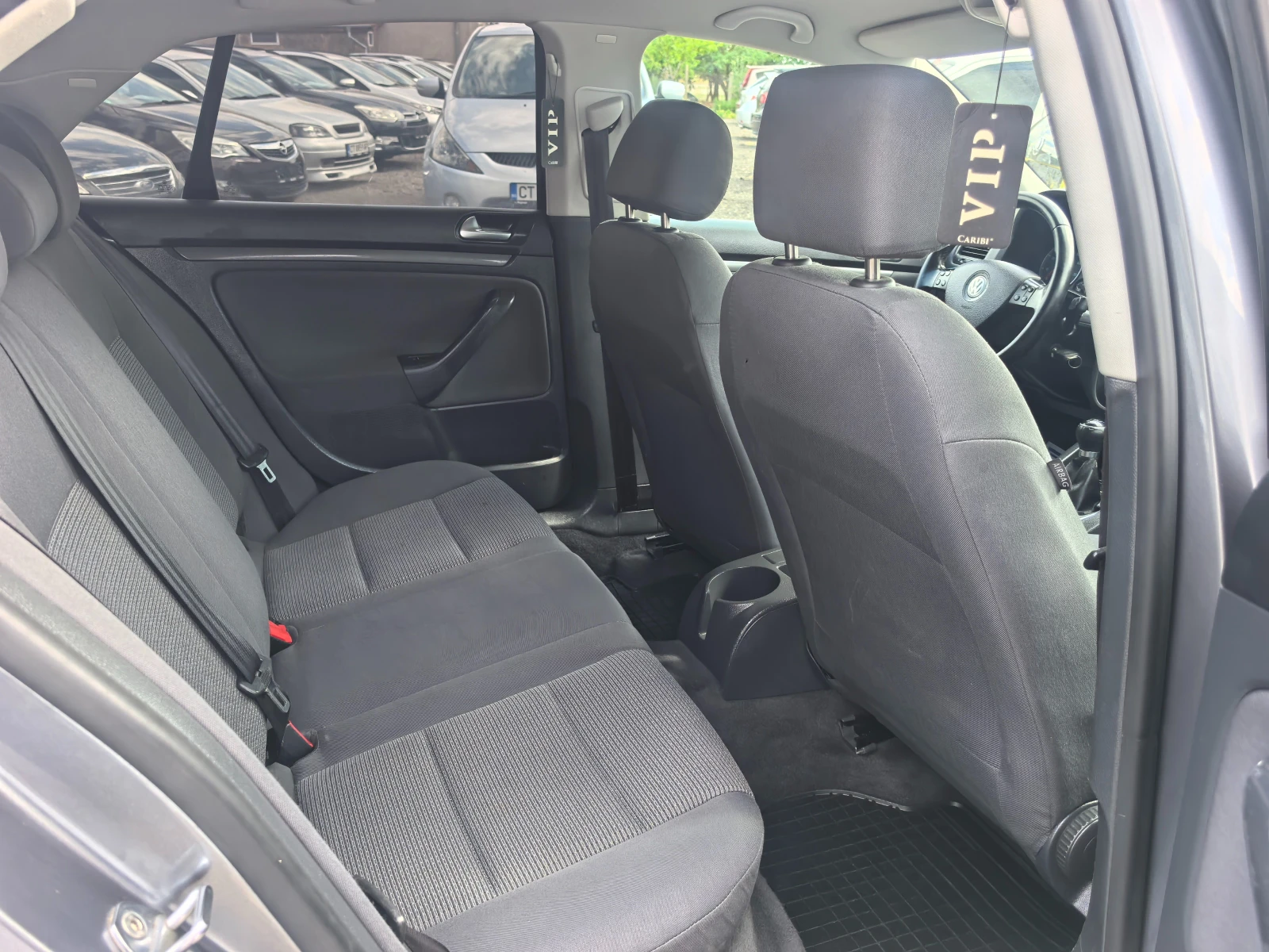 VW Jetta 1.6i | Mobile.bg — изображение 12