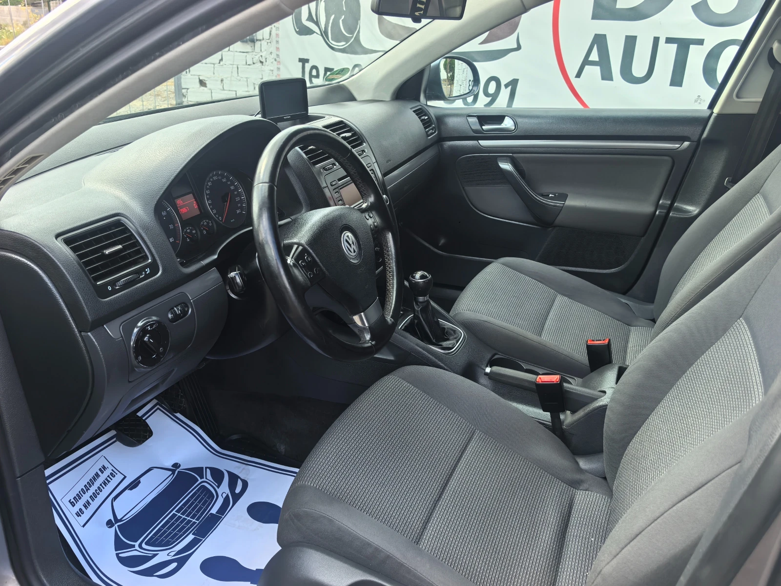 VW Jetta 1.6i - изображение 9