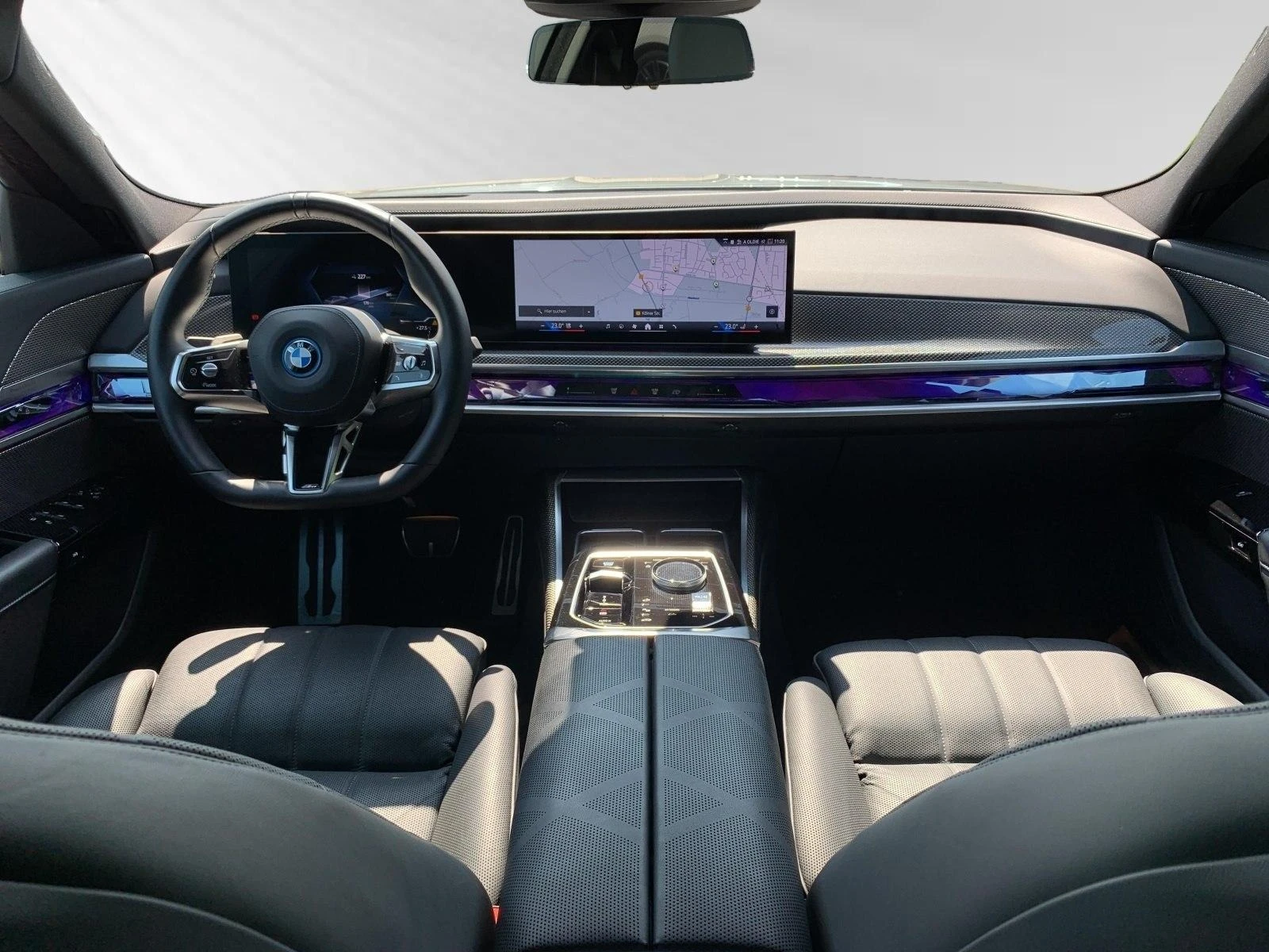 BMW i7 xDrive60/ M-SPORT PRO/ B&W/ ICONIC GLOW/ CARBON/   - изображение 9