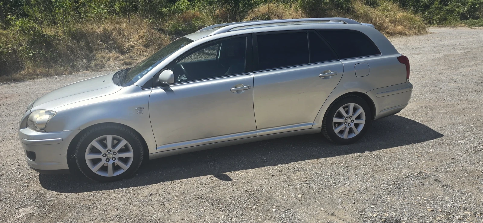 Toyota Avensis 2.0 D4D 116 - изображение 2