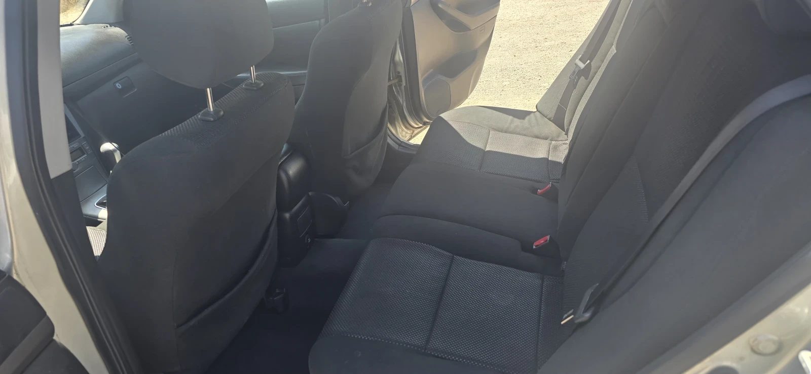 Toyota Avensis 2.0 D4D 116 - изображение 4