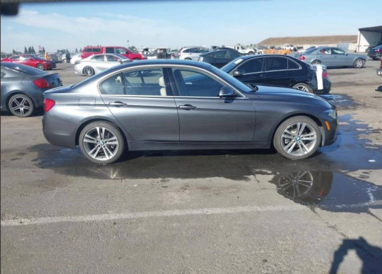 BMW 330 CAT, ПЕРА, ДВА КЛЮЧА - изображение 7