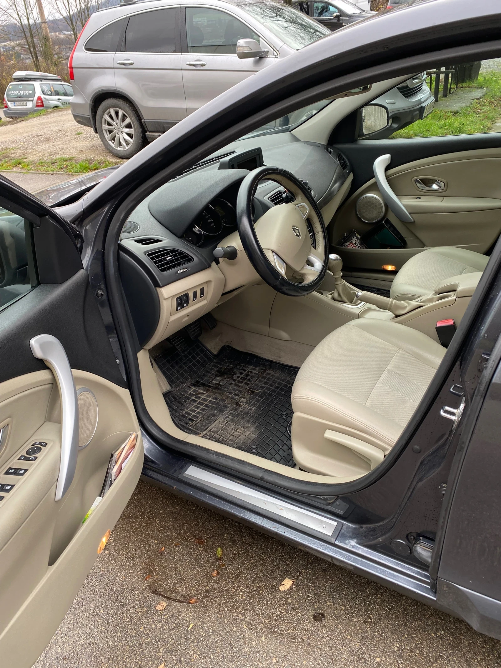 Renault Fluence | Mobile.bg   9