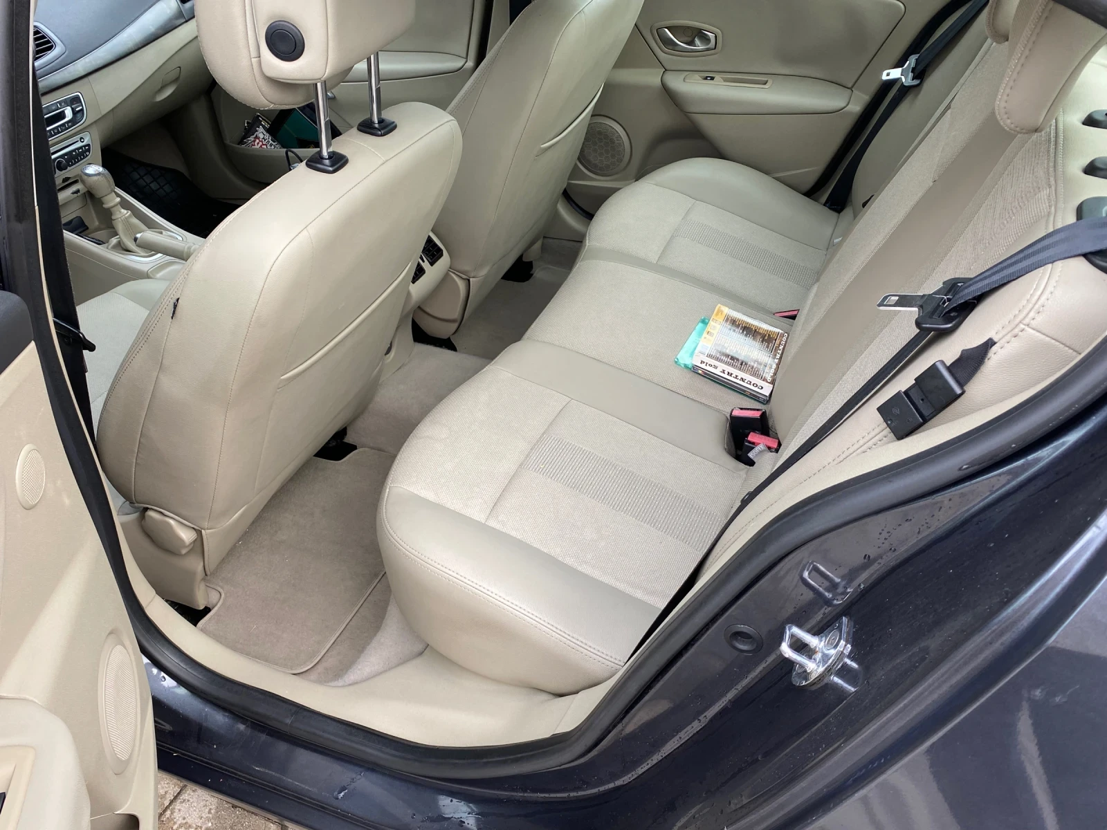 Renault Fluence | Mobile.bg   7