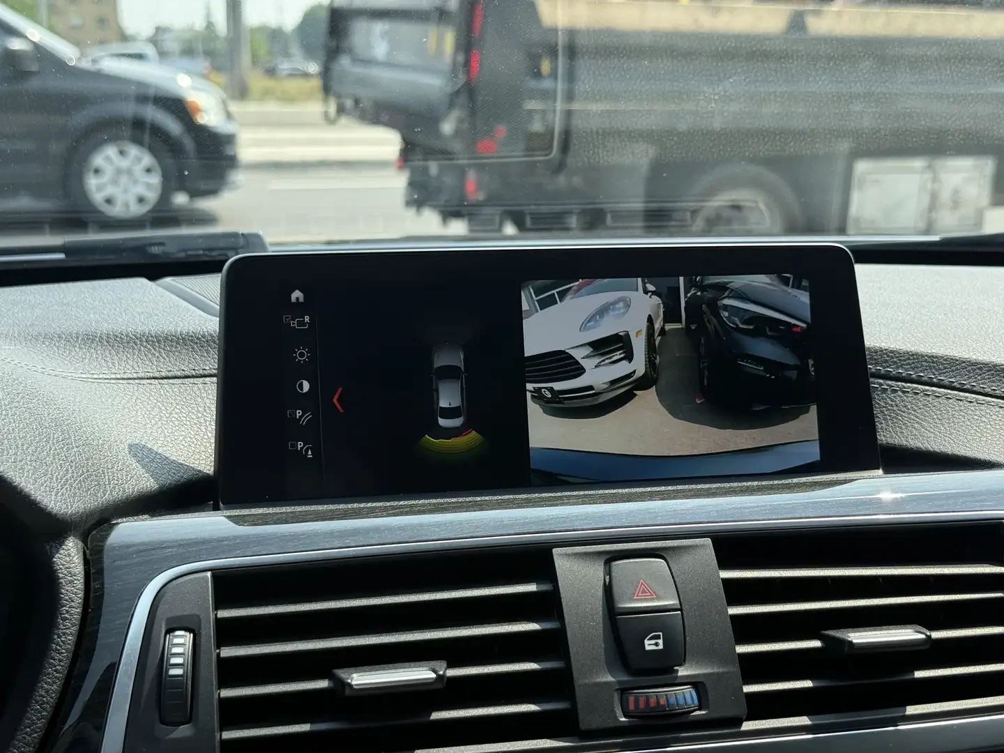 BMW 330 MPACK, AMBIENT, KEYLESS, М.ТОЧКА,  - изображение 8